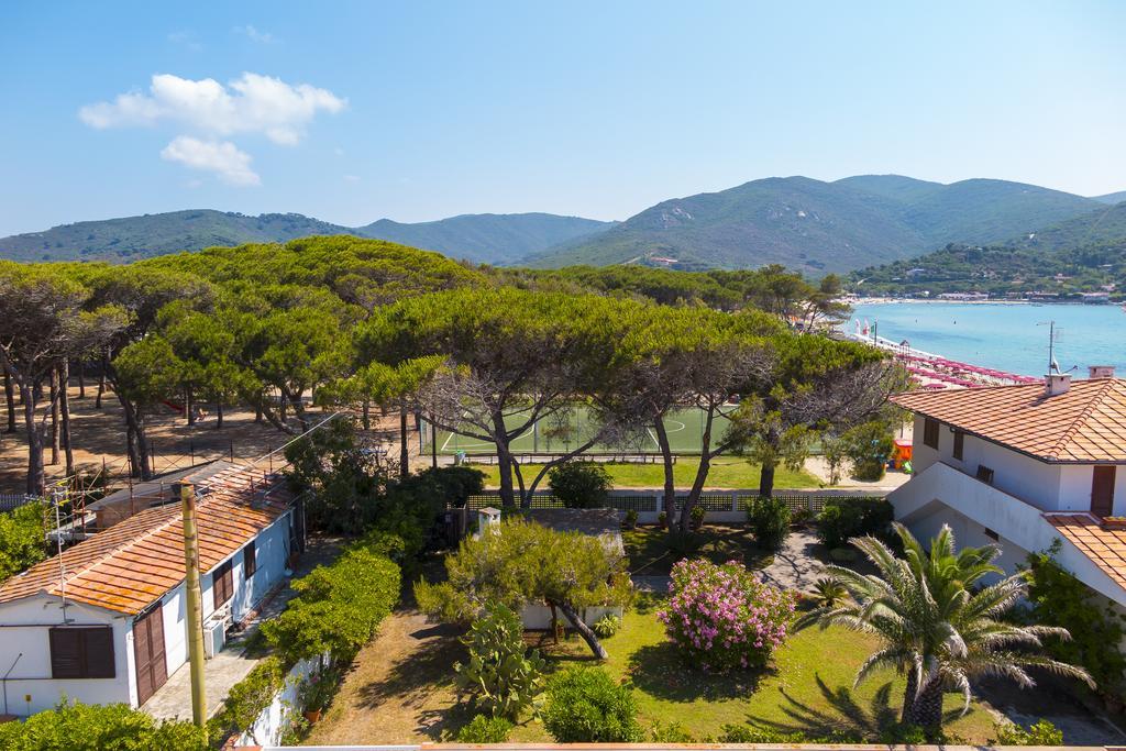Hotel Montecristo Marina di Campo Kültér fotó
