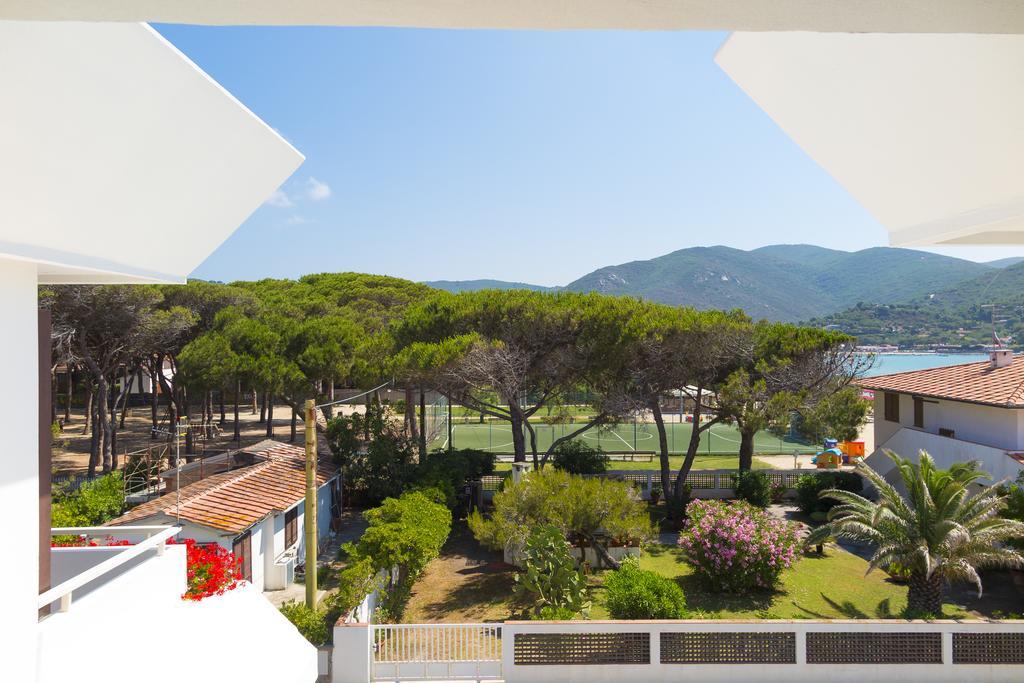 Hotel Montecristo Marina di Campo Kültér fotó
