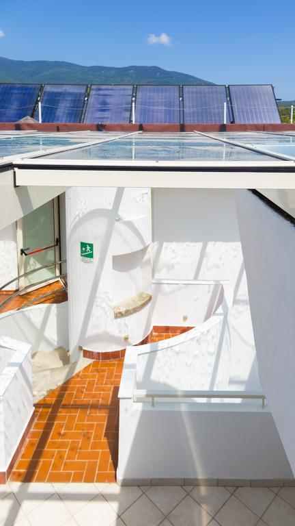 Hotel Montecristo Marina di Campo Kültér fotó