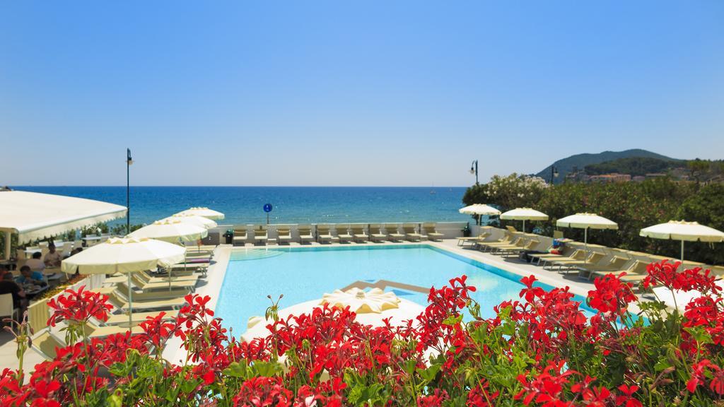 Hotel Montecristo Marina di Campo Kültér fotó