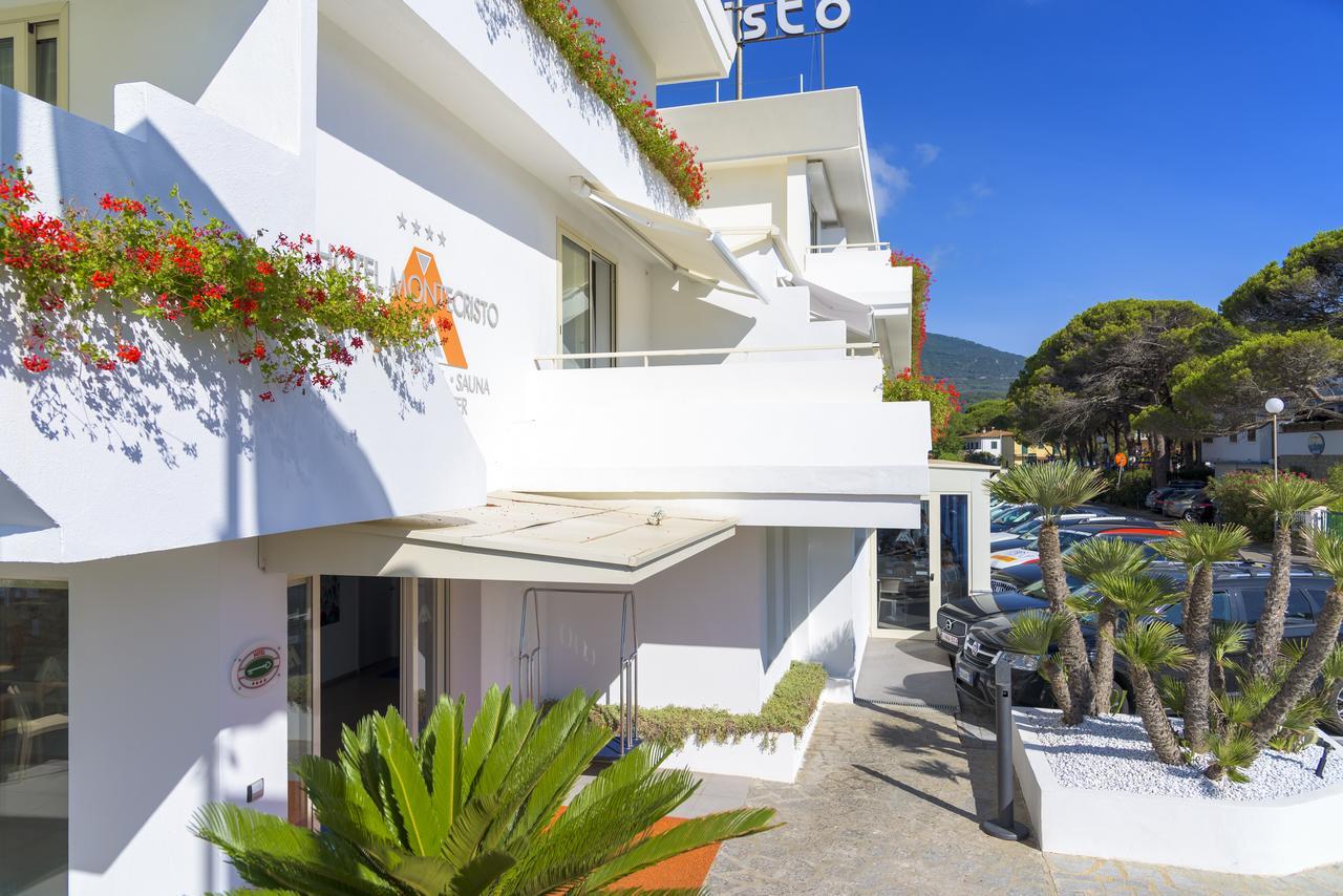 Hotel Montecristo Marina di Campo Kültér fotó
