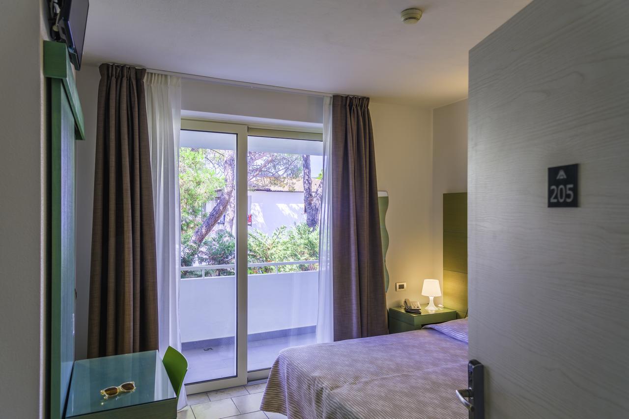 Hotel Montecristo Marina di Campo Kültér fotó