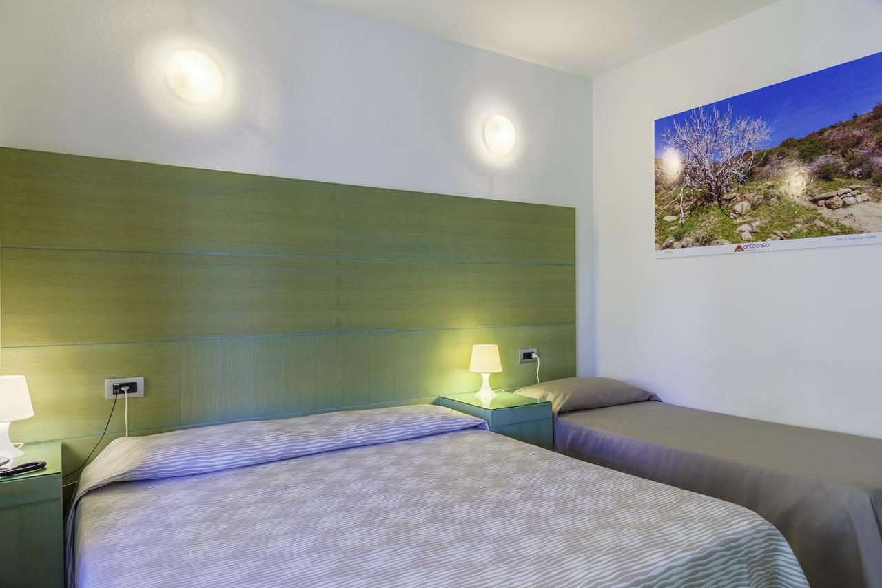 Hotel Montecristo Marina di Campo Kültér fotó