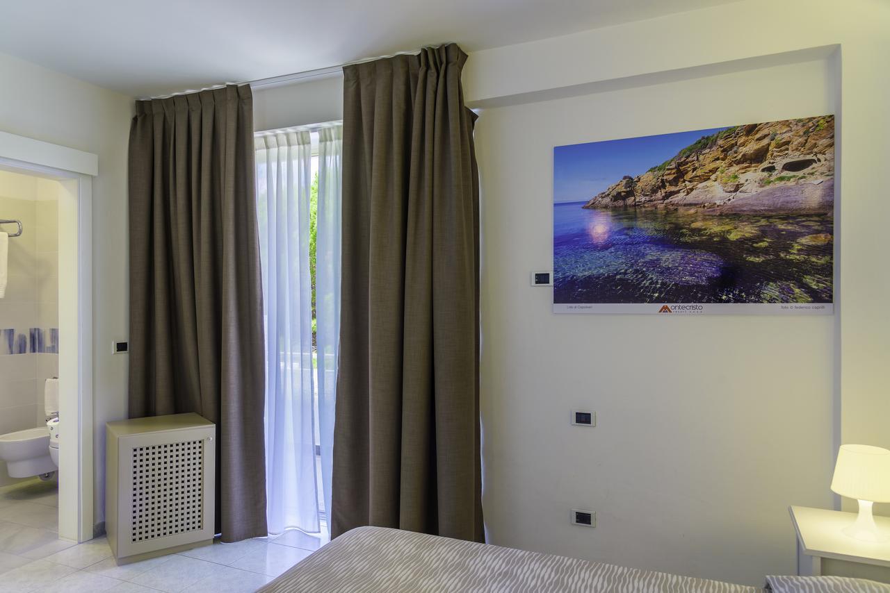 Hotel Montecristo Marina di Campo Kültér fotó