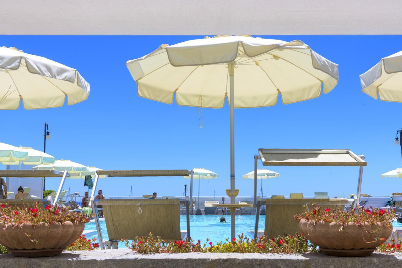 Hotel Montecristo Marina di Campo Kültér fotó