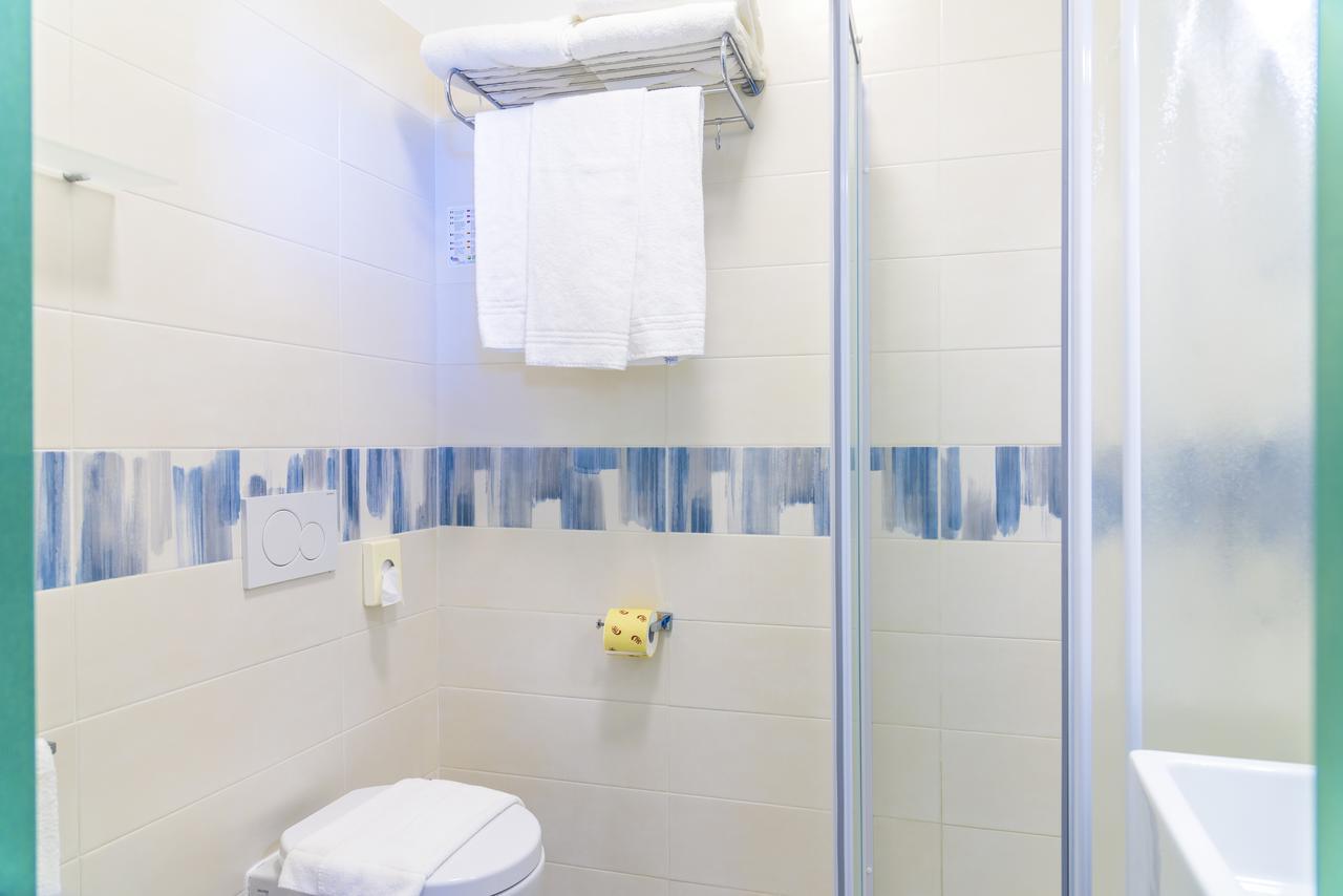 Hotel Montecristo Marina di Campo Kültér fotó