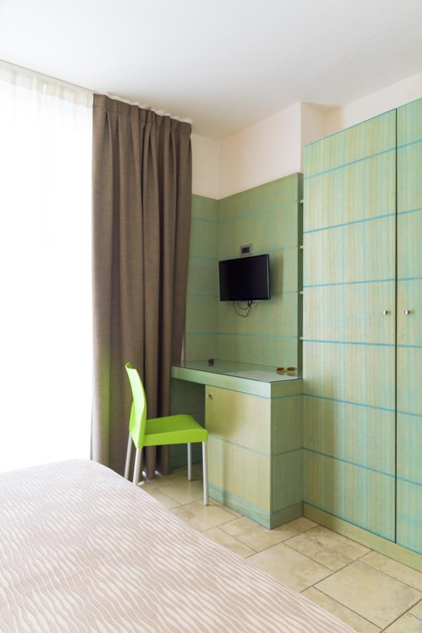 Hotel Montecristo Marina di Campo Kültér fotó